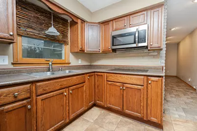 245  Millwood Ln, Waukesha, WI 53188 - Photo 14