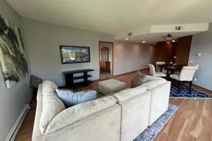 333 N Lake Rd, Oconomowoc, WI 53066 - Photo 2