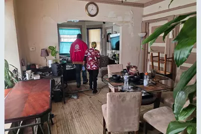 2462 N 38th St #2464, Milwaukee, WI 53210 - Photo 8