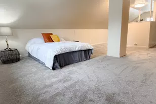 3207 W Oriole Dr, Milwaukee, WI 53209 - Photo 16