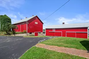 N4554 Lakeview Rd, Hustisford, WI 53034 - Photo 8