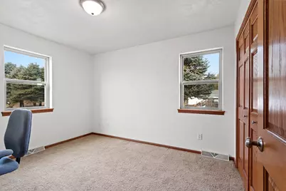 3006 S 19th St, Manitowoc, WI 54220 - Photo 24