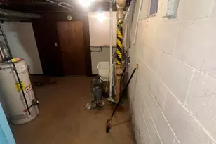 3750 S 90th St, Milwaukee, WI 53228 - Photo 16