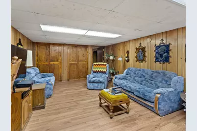 1330  Fernando Dr, Ashwaubenon, WI 54115 - Photo 26