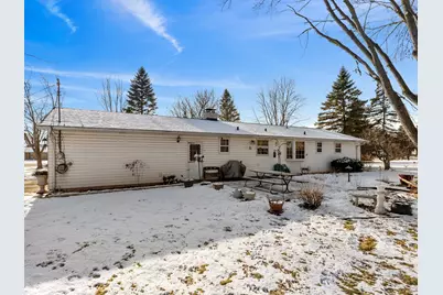 1330  Fernando Dr, Ashwaubenon, WI 54115 - Photo 10