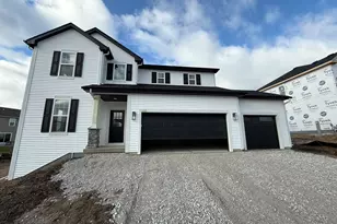 1372 Macgregor Rd, Oconomowoc, WI 53066 - Photo 2