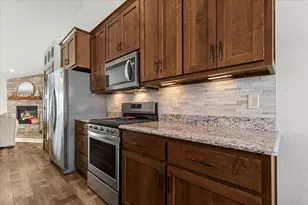 1155 Ellys Way, Slinger, WI 53086 - Photo 8