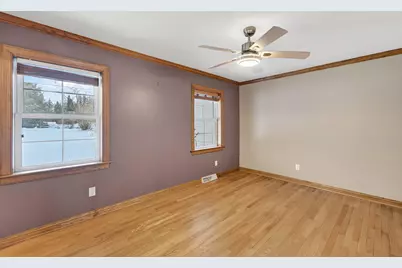 1717  Ernst Dr, Hartford, WI 53027 - Photo 8