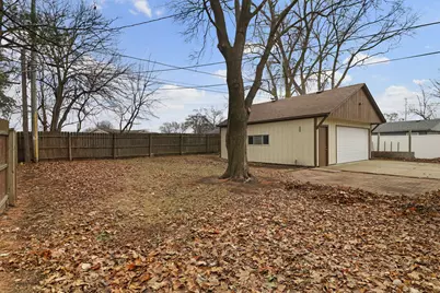 8515  17th Ave, Kenosha, WI 53143 - Photo 4