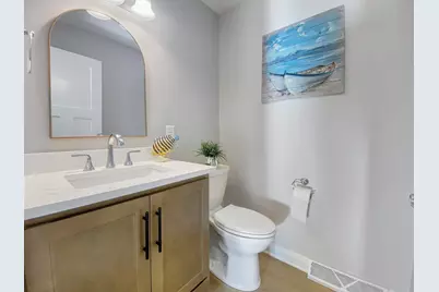 4327  29th St, Kenosha, WI 53144 - Photo 12