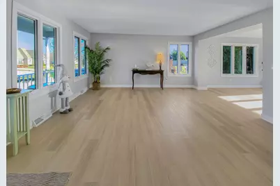 4327  29th St, Kenosha, WI 53144 - Photo 8