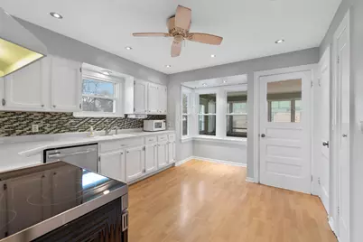 7561 W Beloit Rd, West Allis, WI 53219 - Photo 2