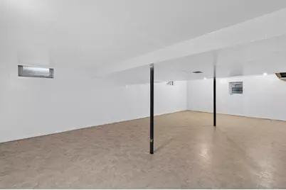 4472 N 104th St, Wauwatosa, WI 53225 - Photo 26