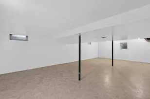 4472 N 104th St, Wauwatosa, WI 53225 - Photo 26