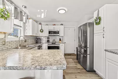 131  Emily Ct, Darien, WI 53114 - Photo 6