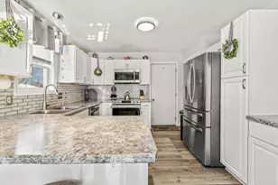 131 Emily Ct, Darien, WI 53114 - Photo 6