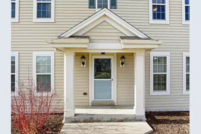 706  Bridlewood Ln, Watertown, WI 53094 - Photo 2