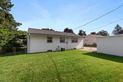 9313 W Clovernook St, Milwaukee, WI 53224 - Photo 24
