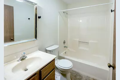 6920  Mariner Dr #204, Racine, WI 53406 - Photo 10