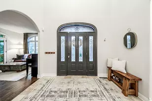 1403 E Bristlecone Dr, Hartland, WI 53029 - Photo 10