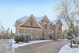 1403 E Bristlecone Dr, Hartland, WI 53029 - Photo 86