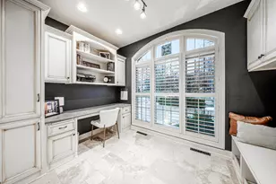 1403 E Bristlecone Dr, Hartland, WI 53029 - Photo 34