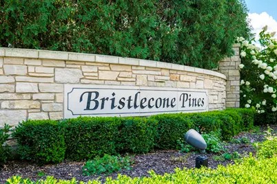 1403 E Bristlecone Dr, Hartland, WI 53029 - Photo 70