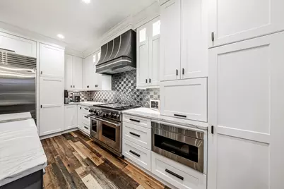 1403 E Bristlecone Dr, Hartland, WI 53029 - Photo 24