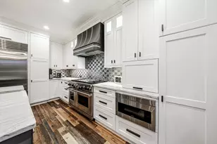 1403 E Bristlecone Dr, Hartland, WI 53029 - Photo 24