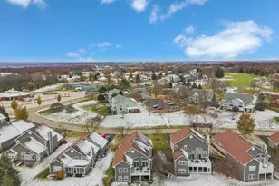 1825 Golfview Dr, Geneva, WI 53147 - Photo 24