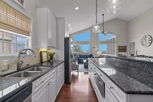 1825 Golfview Dr, Geneva, WI 53147 - Photo 10