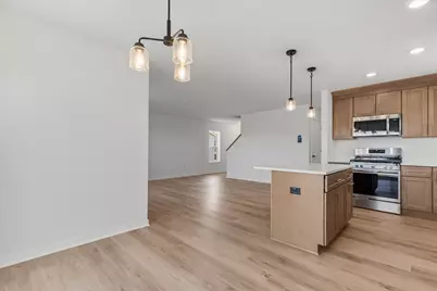 619  Belmont Dr, Watertown, WI 53094 - Photo 8