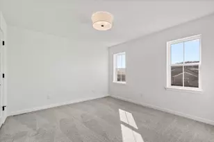 617 Belmont Dr, Watertown, WI 53094 - Photo 18