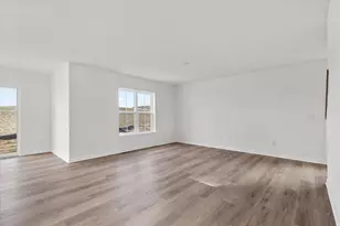 617 Belmont Dr, Watertown, WI 53094 - Photo 12