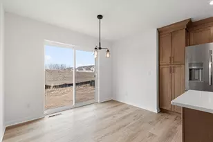 621 Belmont Dr, Watertown, WI 53094 - Photo 6