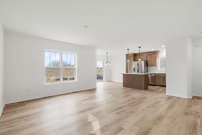 621  Belmont Dr, Watertown, WI 53094 - Photo 10