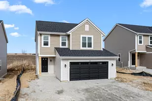 621 Belmont Dr, Watertown, WI 53094 - Photo 1