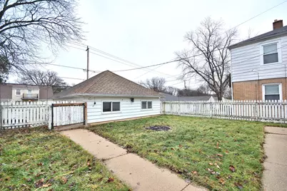 8104 W Center St, Milwaukee, WI 53222 - Photo 26