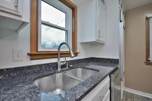 8104 W Center St, Milwaukee, WI 53222 - Photo 10