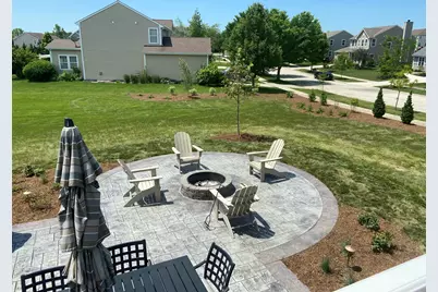 1819  Windrush Dr, Grafton, WI 53024 - Photo 30