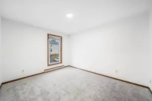 2602 Camelot Blvd, Sheboygan, WI 53081 - Photo 12