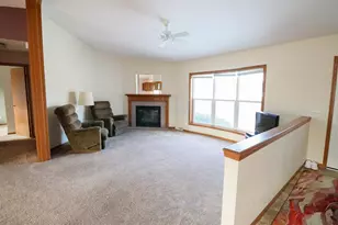 744 Troy St, Onalaska, WI 54650 - Photo 6