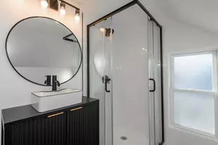 12509 W Park Ave, New Berlin, WI 53151 - Photo 28