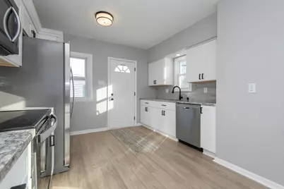 12509 W Park Ave, New Berlin, WI 53151 - Photo 8