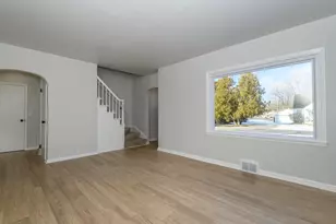 12509 W Park Ave, New Berlin, WI 53151 - Photo 16