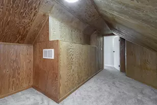 12509 W Park Ave, New Berlin, WI 53151 - Photo 32