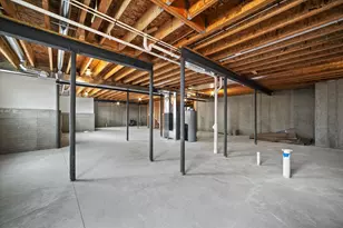 N66W20955 Sweet Clover Dr, Menomonee Falls, WI 53051 - Photo 20