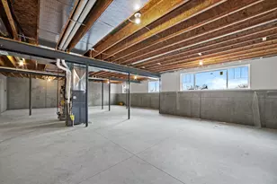 N66W20955 Sweet Clover Dr, Menomonee Falls, WI 53051 - Photo 18