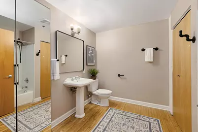 215 W Maple St #105, Milwaukee, WI 53204 - Photo 16