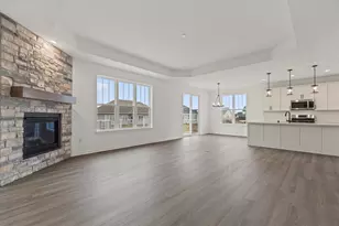 1746 Whalen Dr, Oconomowoc, WI 53066 - Photo 8